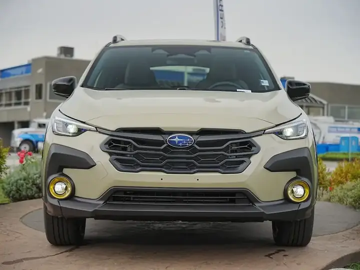 Subaru Crosstrek 2026 photo 2