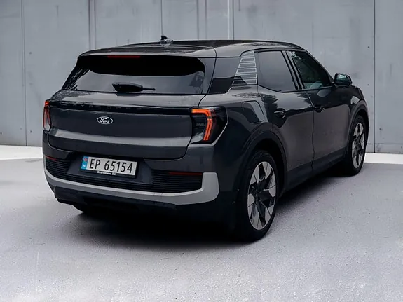 Ford Explorer 2026 photo 5