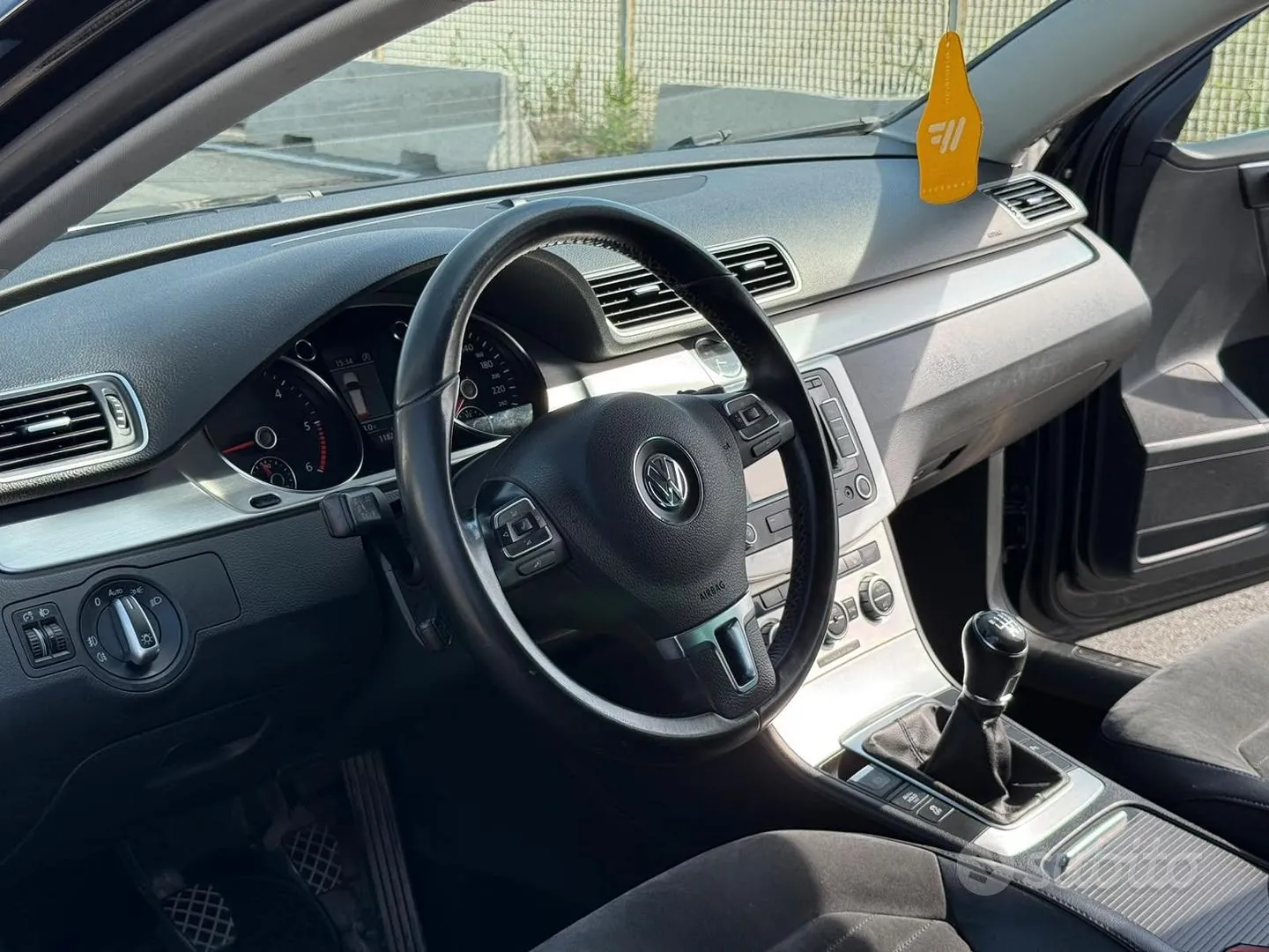 Volkswagen Passat 2013 photo 4