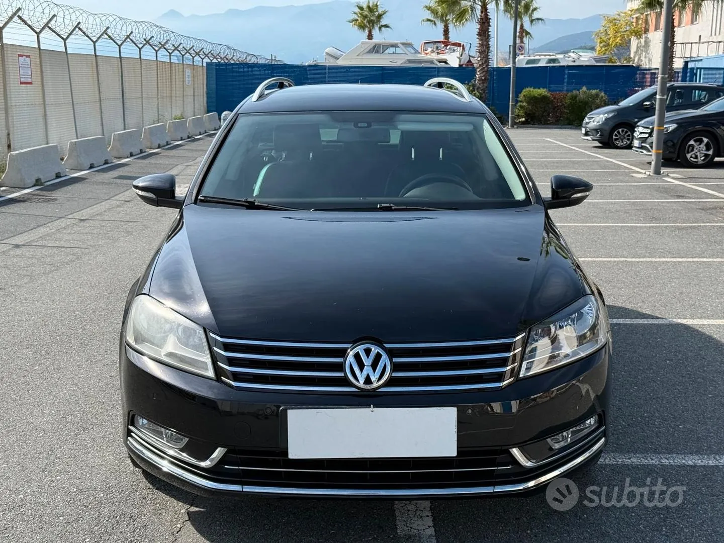 Volkswagen Passat 2013 photo 2