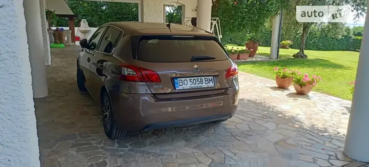 Peugeot 308 2014 photo 2