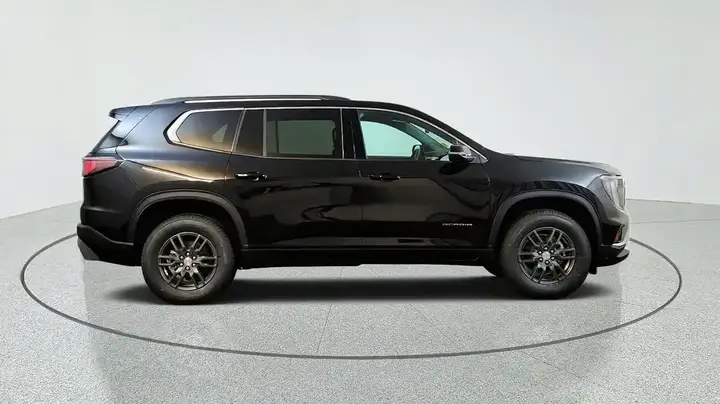 GMC Acadia 2027 photo 2