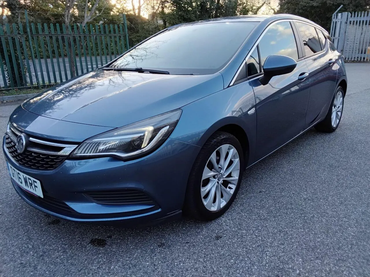 Vauxhall Astra 2016 photo 3