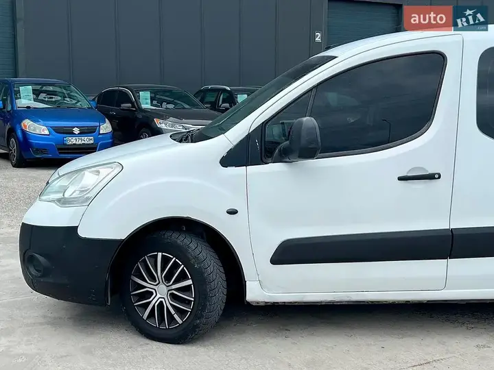 Citroen Berlingo 2010 photo 4