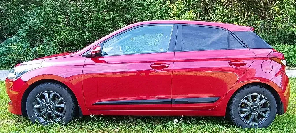 Hyundai I20 2017 photo 2