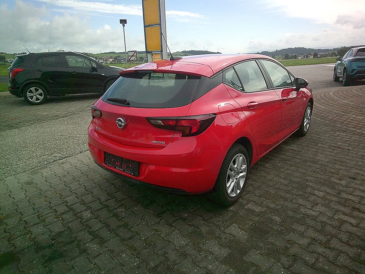 Opel Astra 2017 photo 3