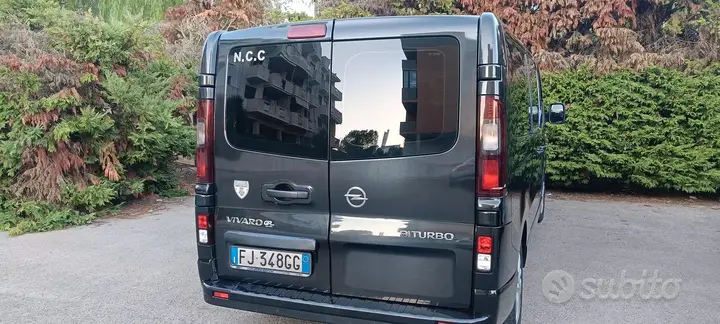 Opel Vivaro 2017 photo 2