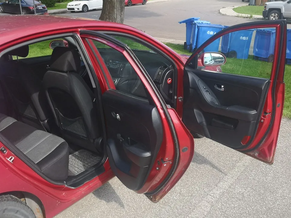 Hyundai Elantra 2010 photo 5