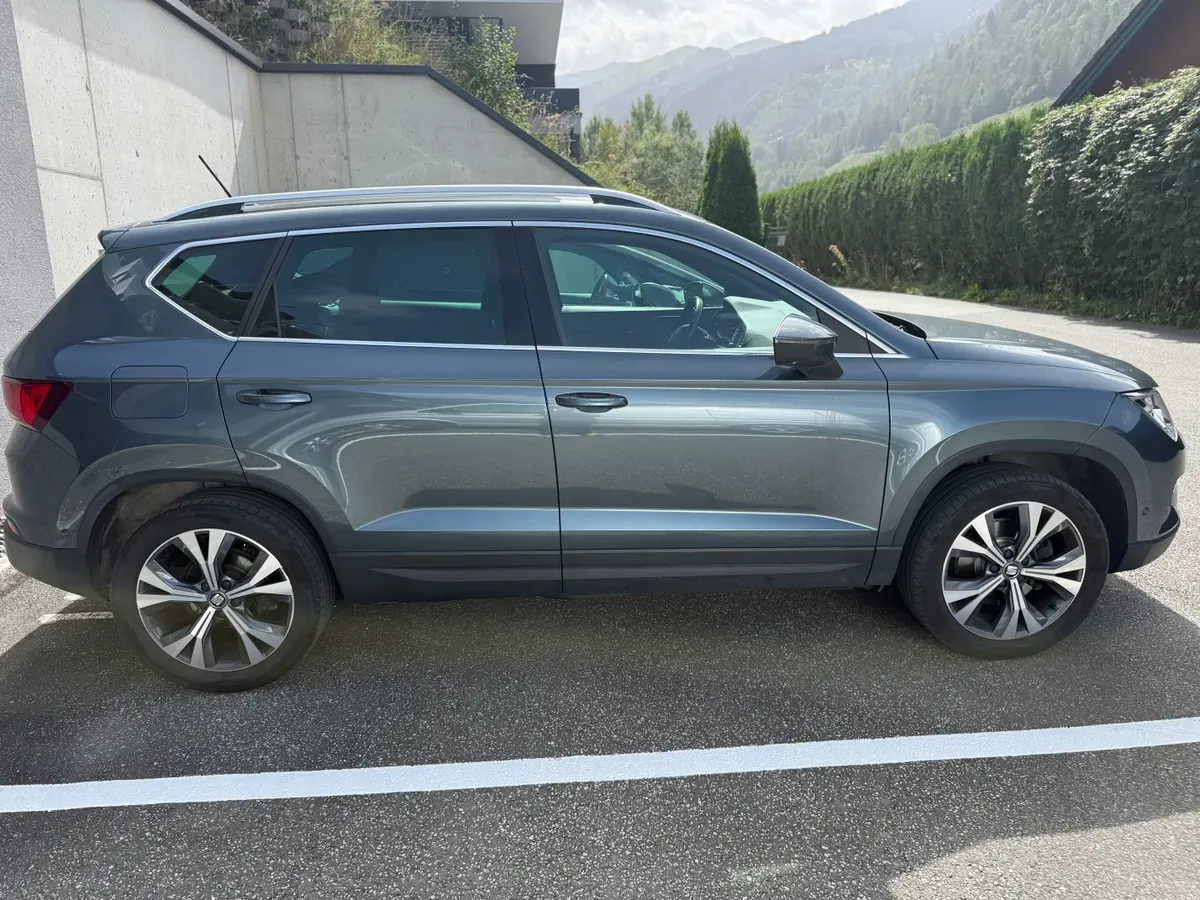 Seat Ateca 2017 photo 2