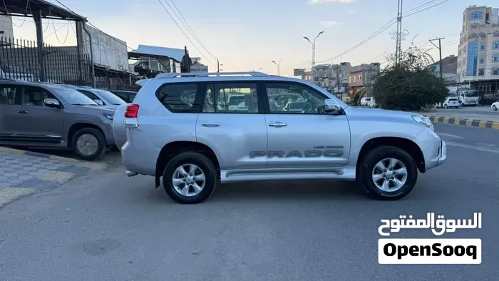 Toyota Prado 2013 photo 3