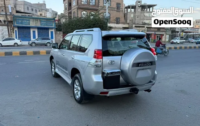 Toyota Prado 2013 photo 4