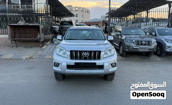 Toyota Prado 2013 photo 2