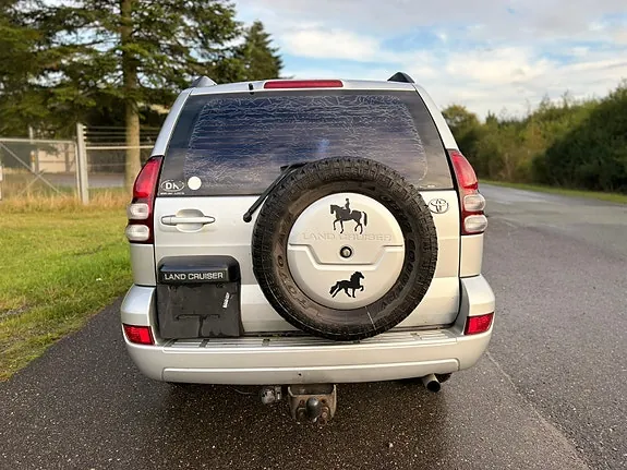 Toyota Land Cruiser 2004 photo 5