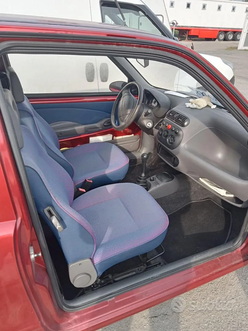 Fiat 600 2000 photo 4
