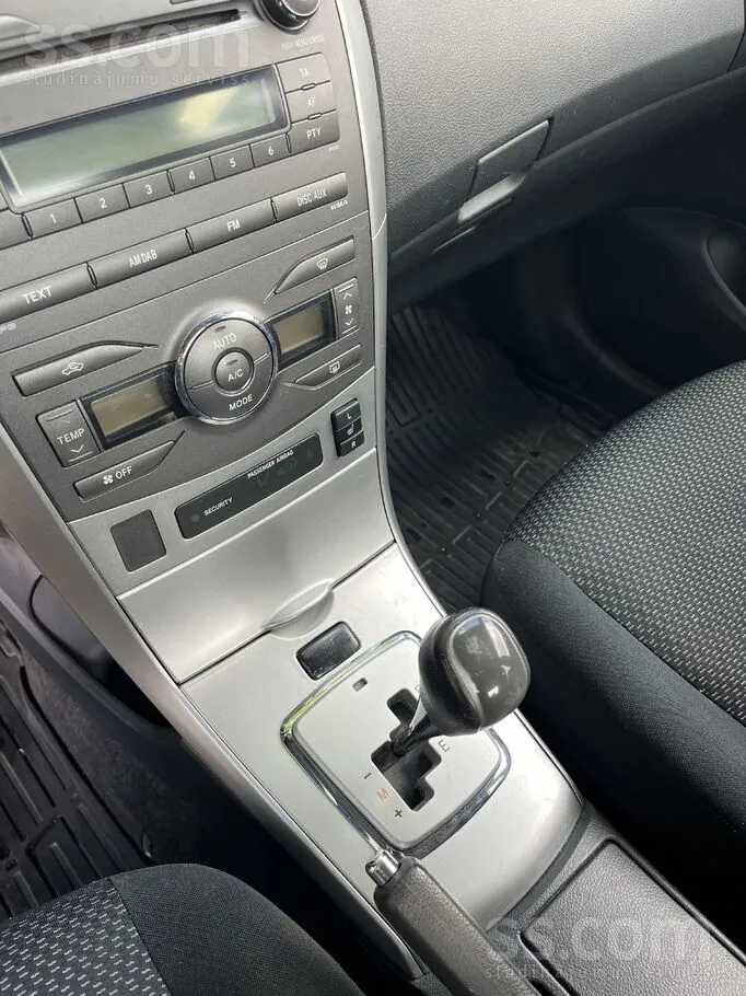 Toyota Corolla 2011 photo 5