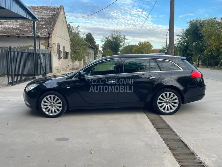 Opel Insignia 2012 photo 2
