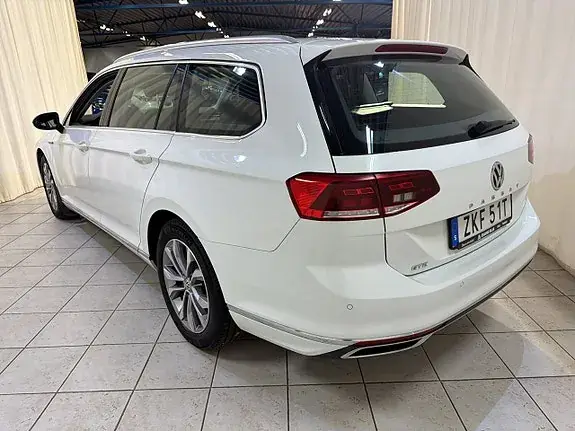 Volkswagen Passat 2020 photo 5