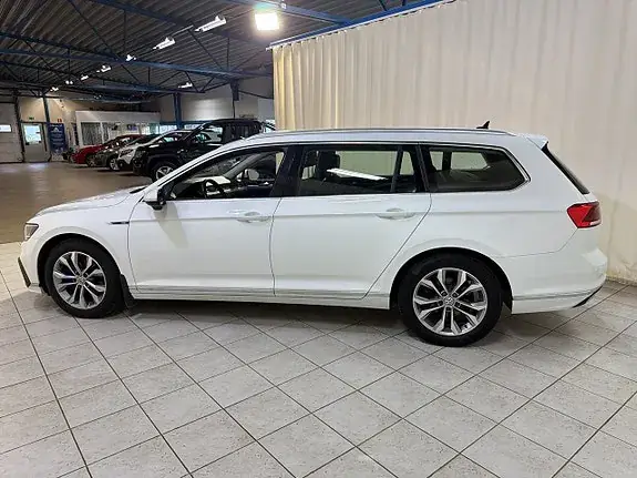 Volkswagen Passat 2020 photo 3