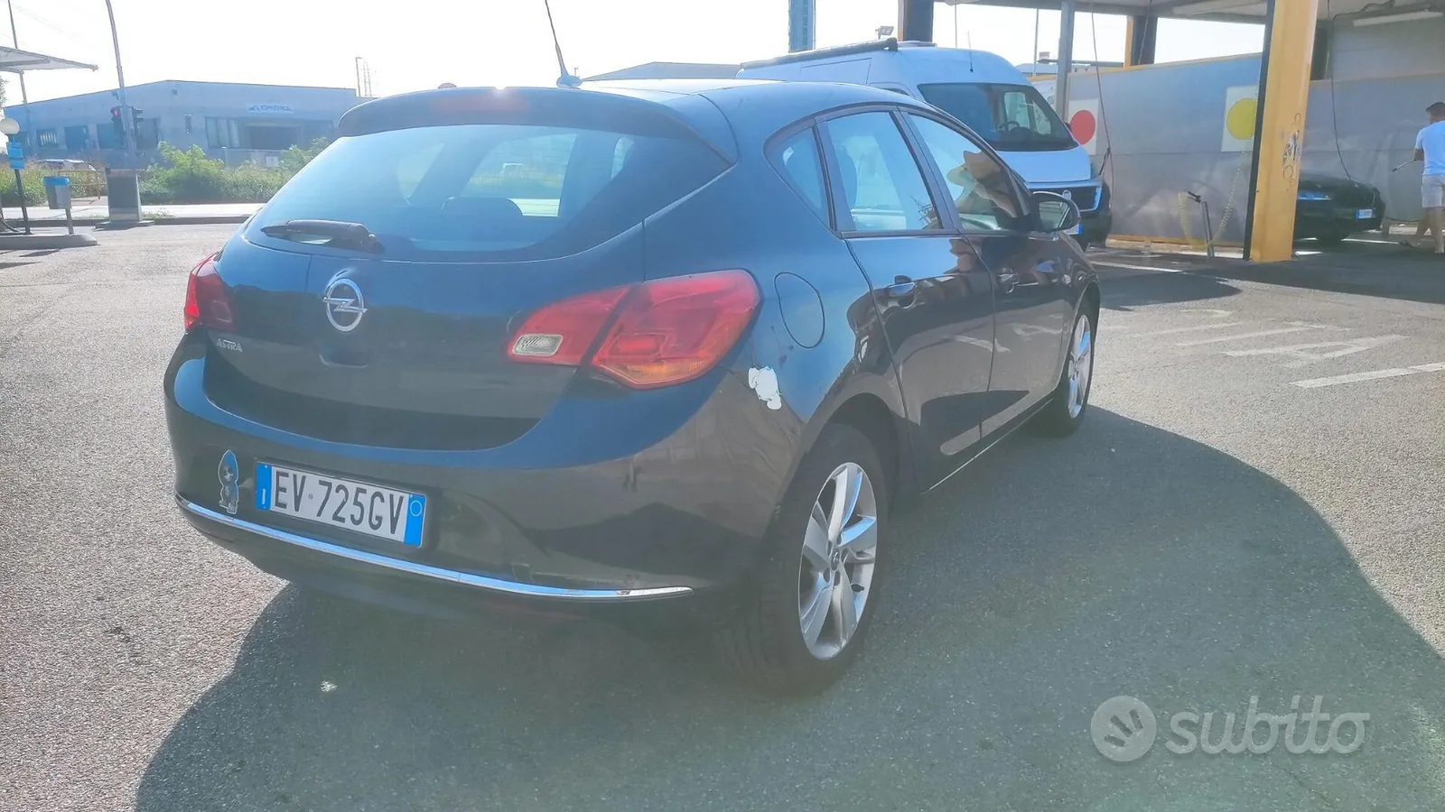 Opel Astra 2014 photo 4