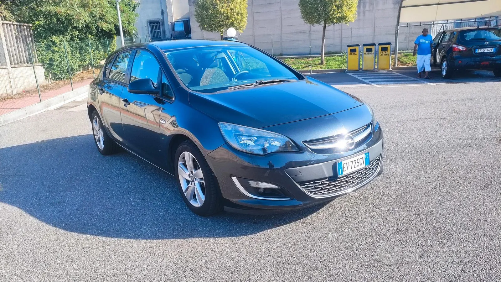 Opel Astra 2014 photo 3