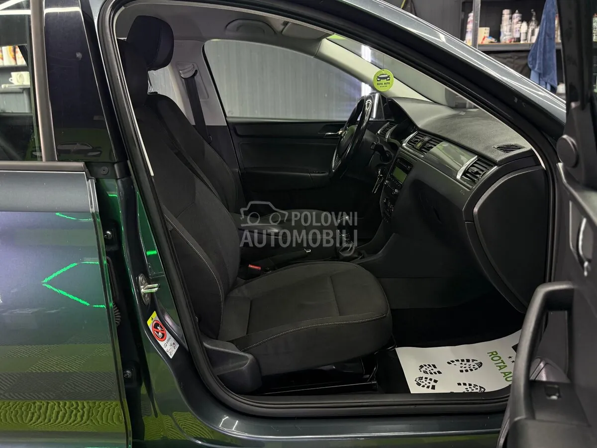 Skoda Rapid 2014 photo 2