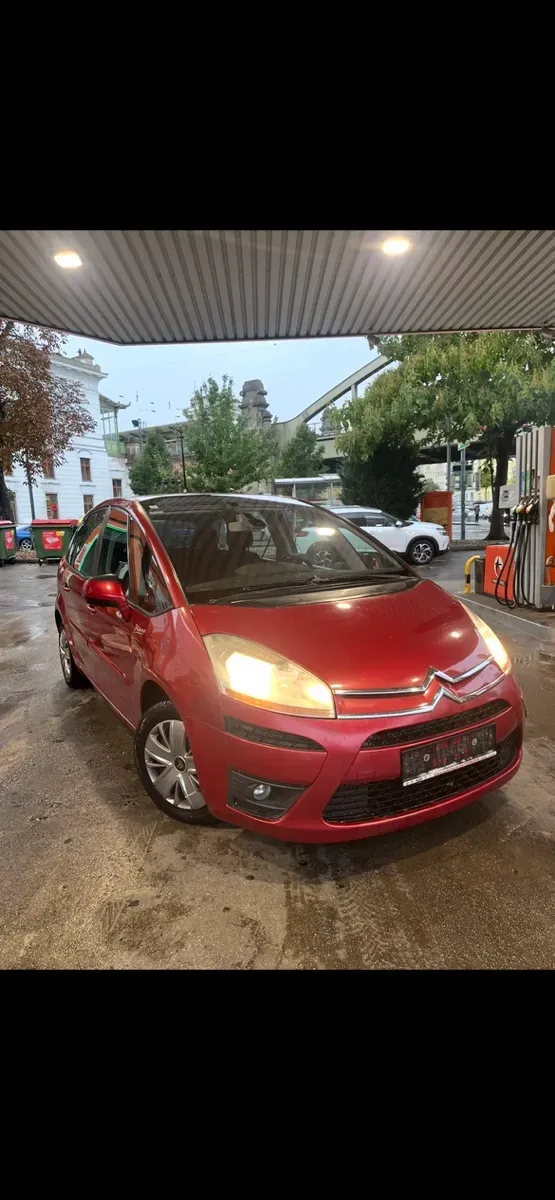 Citroen C4 Picasso 2008 photo 3