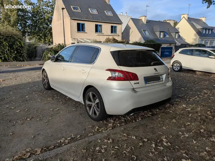 Peugeot 308 2016 photo 2