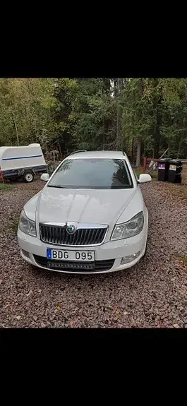 Skoda Octavia 2013 photo 4