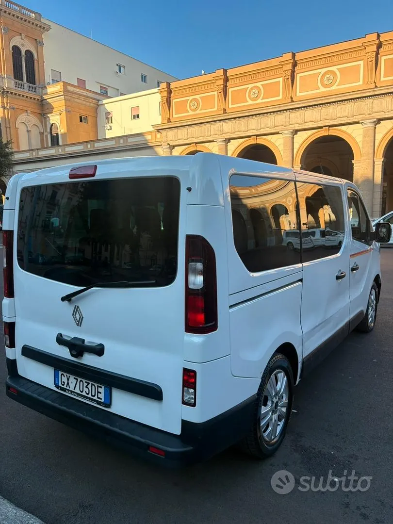Renault Trafic 2024 photo 4