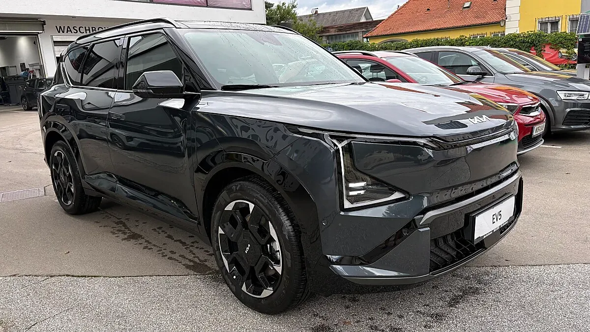 Kia Ev5 photo 2