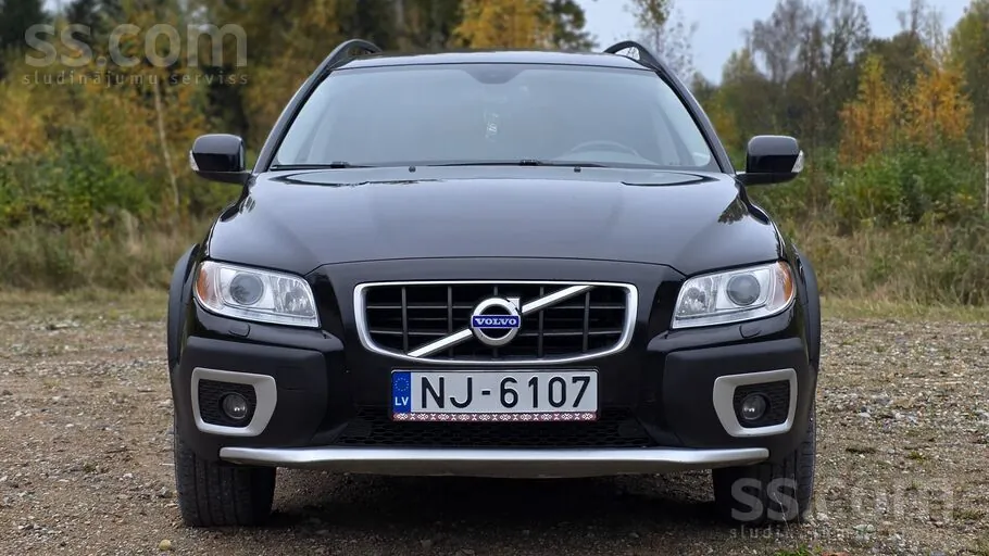 Volvo Xc70 2010 photo 2