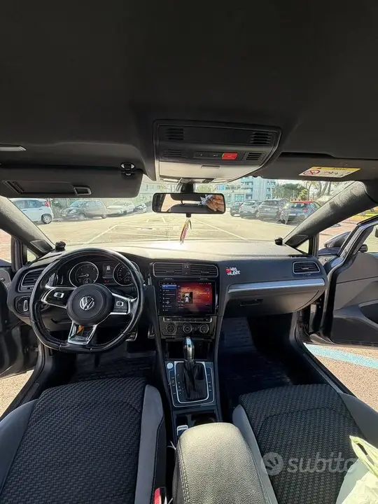 Volkswagen Golf 2018 photo 3