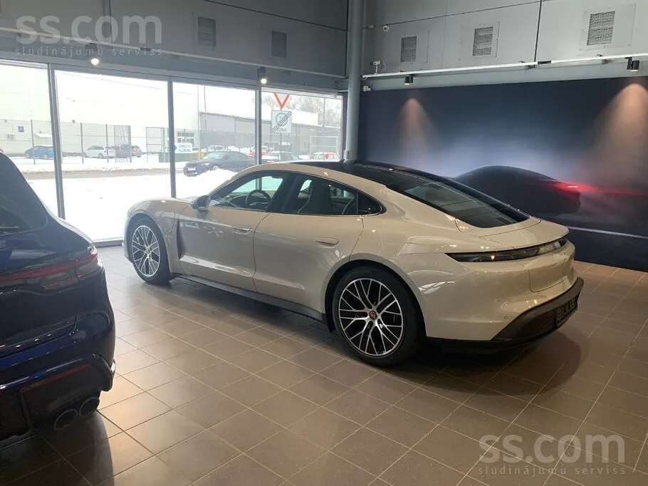 Porsche Taycan 2022 photo 2