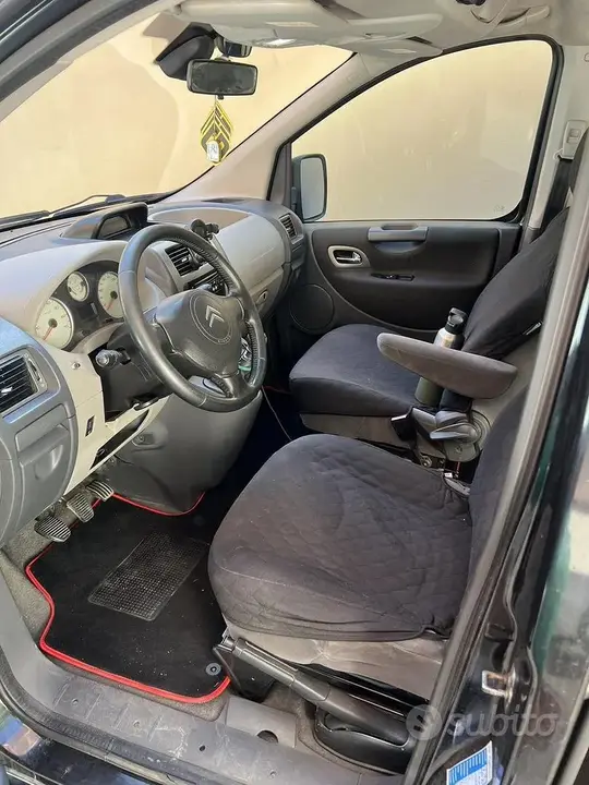 Citroen Jumpy 2011 photo 5