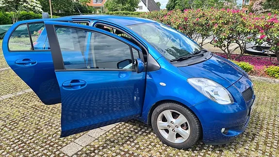Toyota Yaris 2007 photo 3