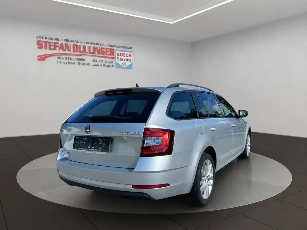 Skoda Octavia 2018 photo 3