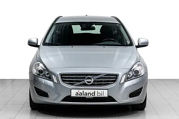 Volvo V60 2012 photo 3