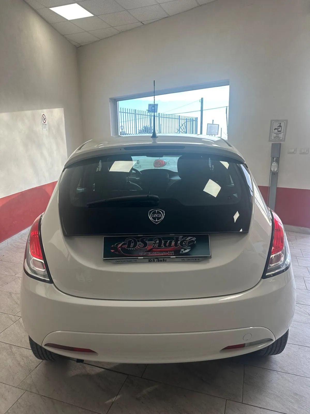 Lancia Ypsilon 2018 photo 3