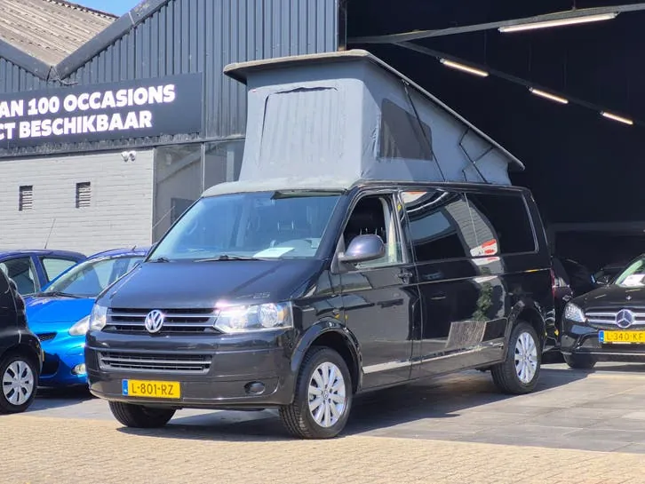 Volkswagen Multivan 2011 photo 2