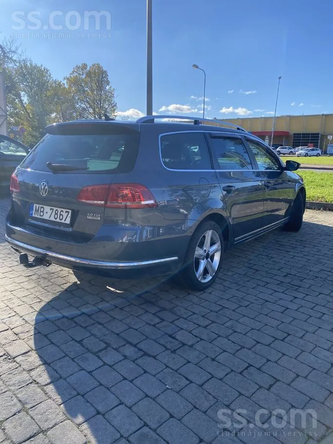 Volkswagen Passat 2014 photo 2