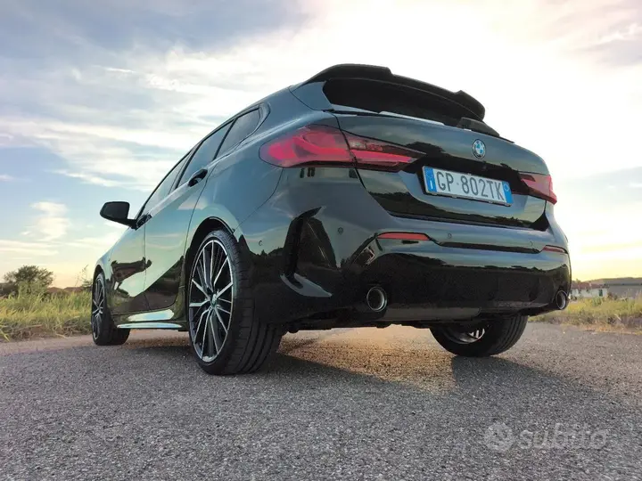 BMW 1 Series 2023 photo 3