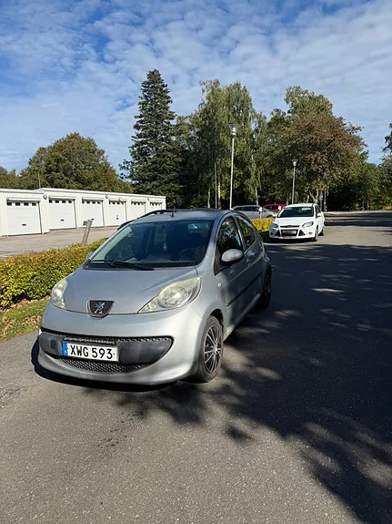 Peugeot 107 2006 photo 4