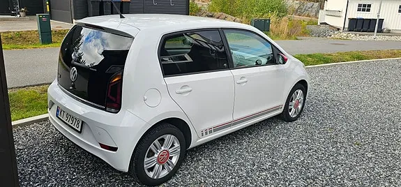 Volkswagen Up 2019 photo 5