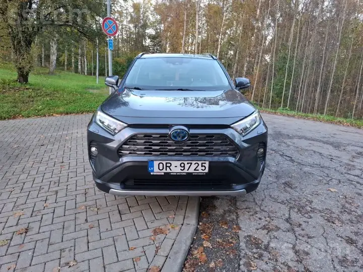 Toyota Rav4 2021 photo 2