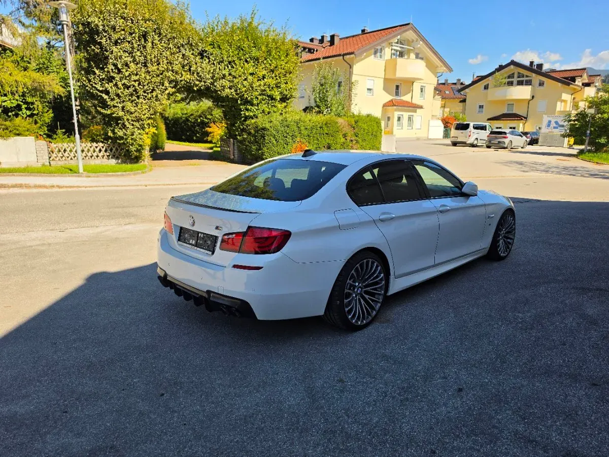 BMW 5 Series 2013 photo 3