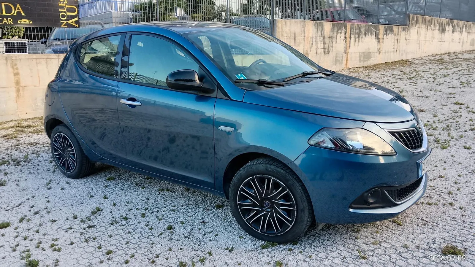 Lancia Ypsilon