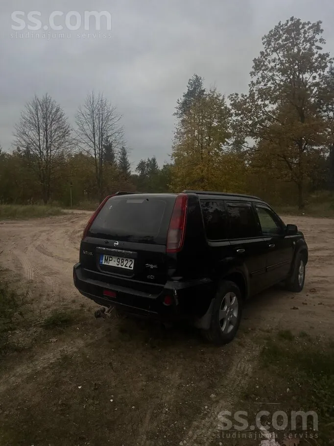 Nissan X-Trail 2005 photo 3