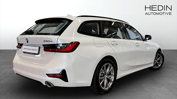 BMW 330E 2021 photo 2