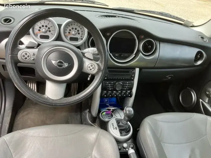 Mini Cooper S 2005 photo 3
