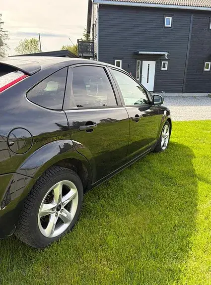 Ford Focus 2010 photo 5